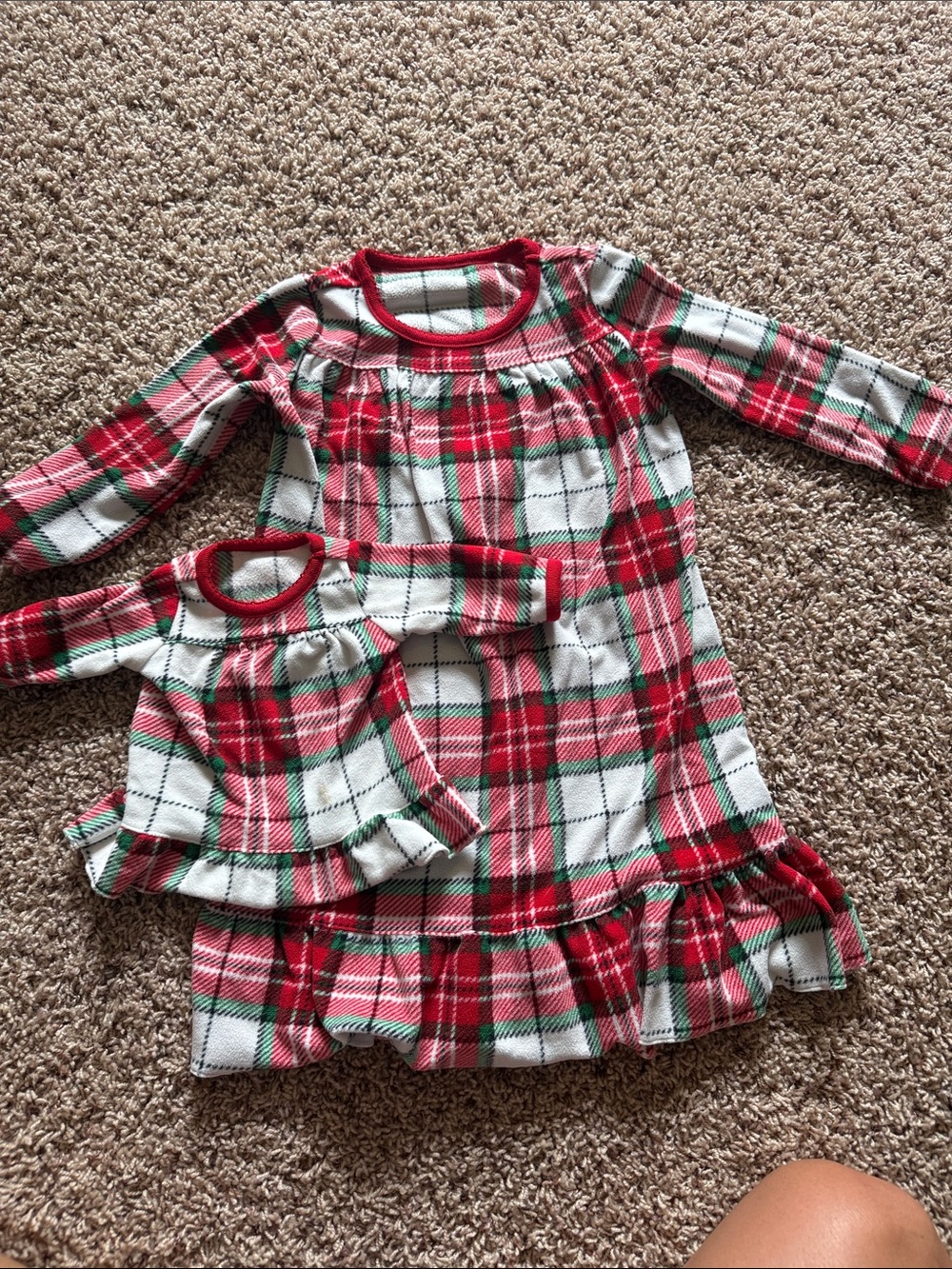 Girls Plaid Print Fleece 2-Piece Night Gown & Matching Doll Gown - Red/White